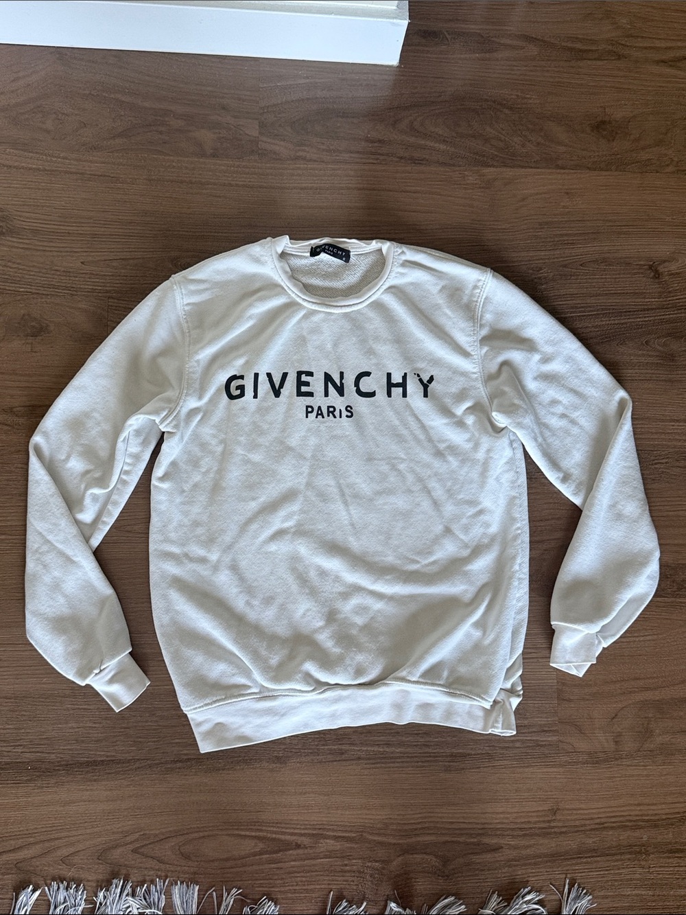 Givenchy Paris Logo Sweatshirt Cream Small